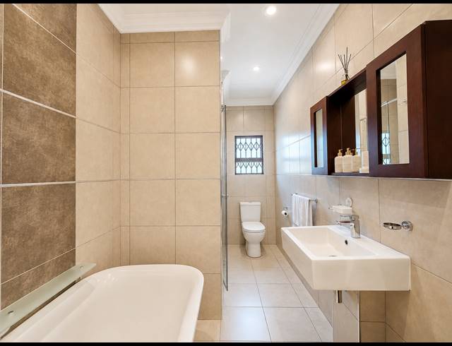 3 BEDROOM TOWNHOUSE FOR SALE IN THREE RIVERS